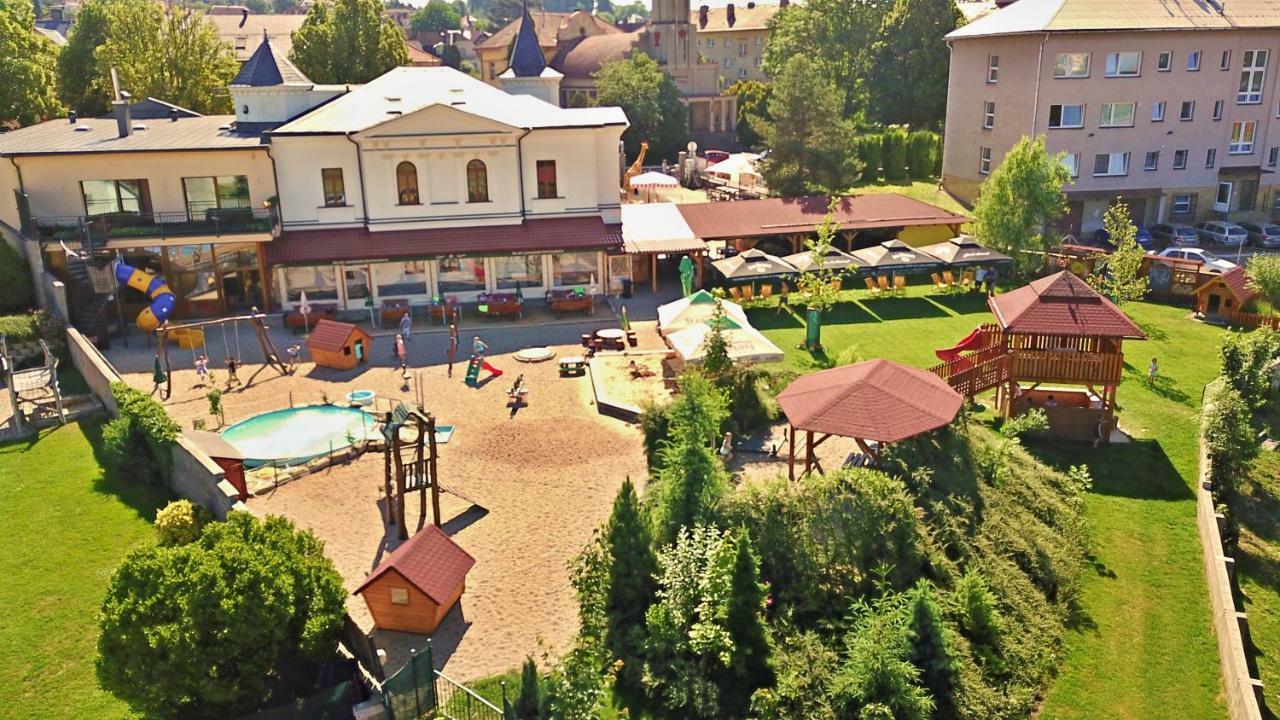 Penzion Bejby Turnov Hotel Exterior photo